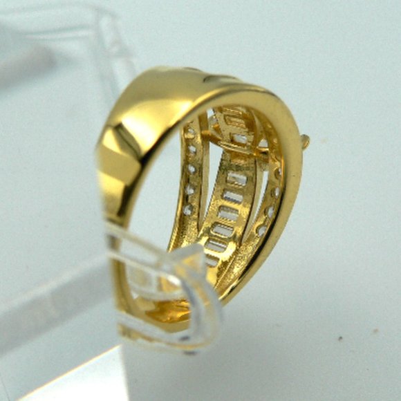 Sz 6.5 Simulated Diamond 3 Row Band Ring - Picture 4 of 6